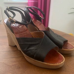 VINTAGE FAMOLARE Hi-Up Black Leather Sandal Wedges